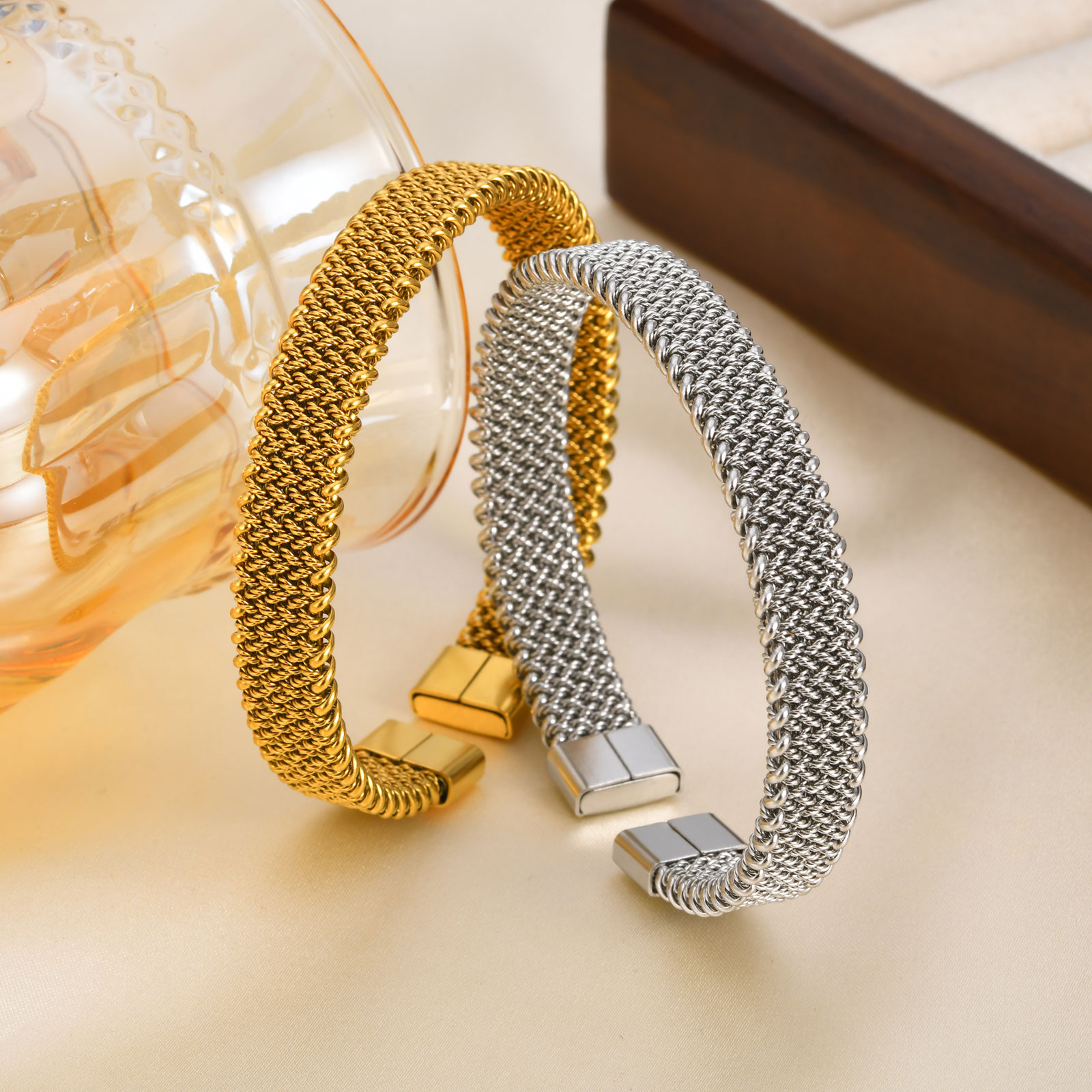 10 mm gevlochten stretchband o - Mesh Strap Metal recensie en prijs